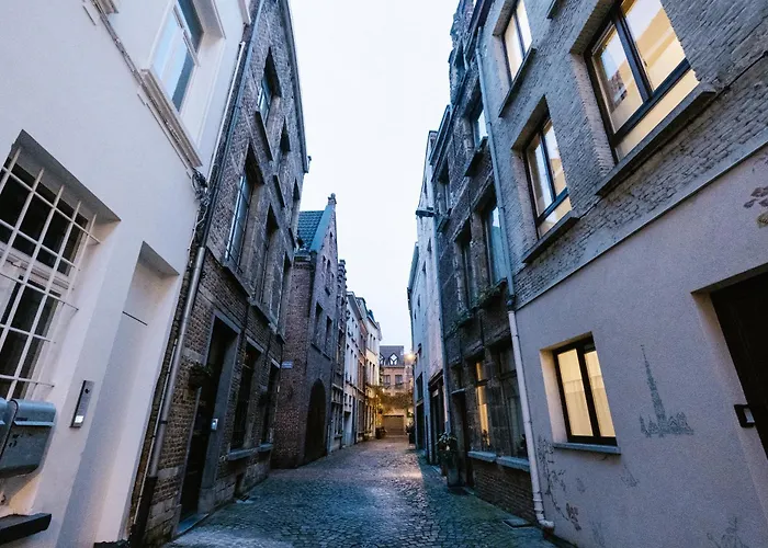 \'De Moriaan\' Boutique Holiday Home In Historical Antwerp