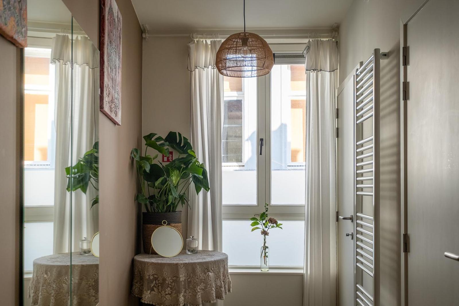 'de Moriaan' Boutique In Historical * Anvers